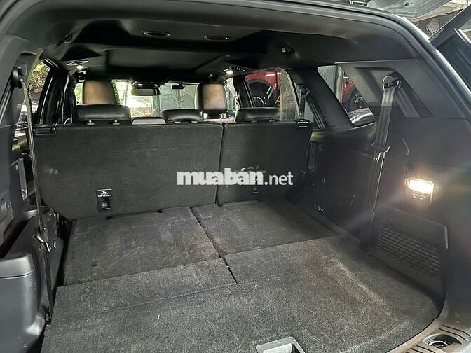 Ford Everest Titanium 4x4 2023 bảo hành2028 vay75%
