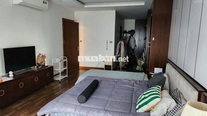 Cho thuê Chung cư Goldmark City 170m² 4PN Full đồ, slot ô tô, chỉ 25tr