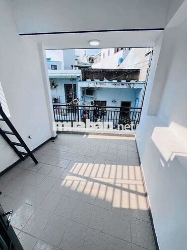 Bán nhà đẹp Âu Dương Lân nở hậu ngang 4m, hẻm xe hơi thông, hoàn công