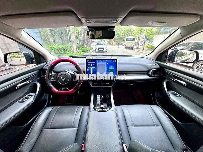 Vinfast VF8 Eco AWD 2023 Đen