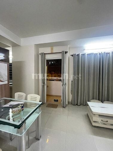 Giá 11tr cho căn 81m2, 2p ngủ có nội thất- C/c Carillon 1- Tân Bình
