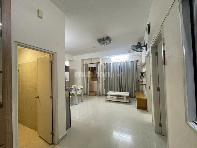 Giá 11tr cho căn 81m2, 2p ngủ có nội thất- C/c Carillon 1- Tân Bình
