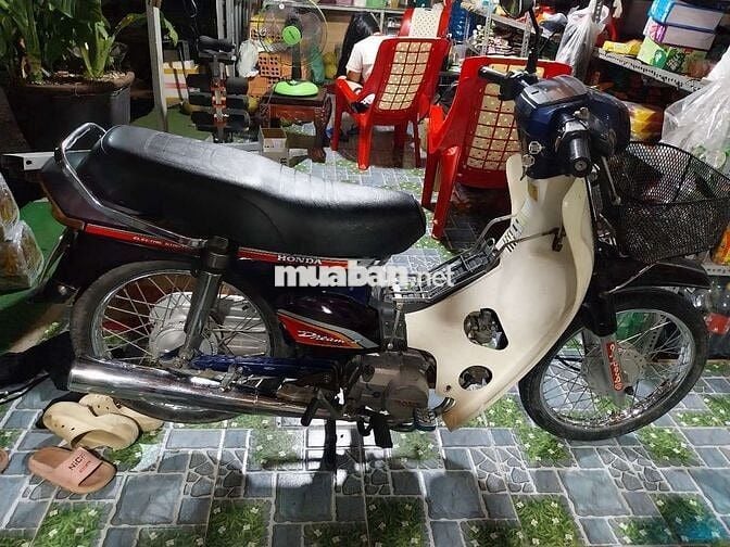 Honda Dream 2023 Trắng Xanh Đã sử dụng