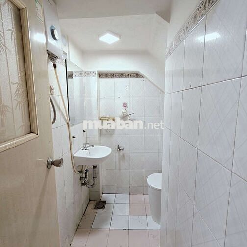 Phòng trung tâm ngay vòng xoay CTDC, BV Bình Dân, Vincom 3/2
