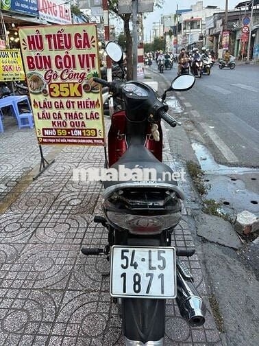 Suzuki Revo 110cc Đỏ Xăng