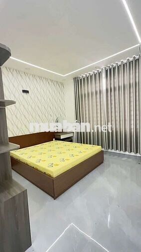 nhà mới kiểu hiện đại  xây sẵn nội thất như hình 5p 6wc , 