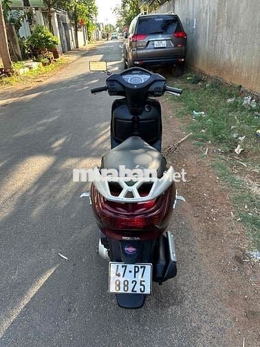 Honda Lead màu Đỏ