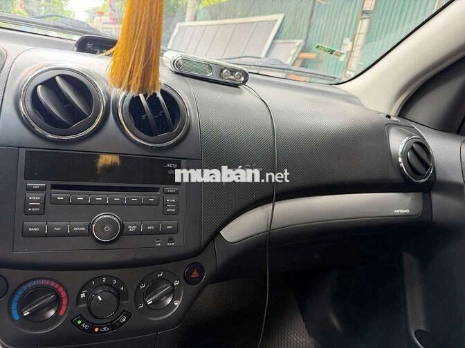 Daewoo Gentra Số sàn Đen