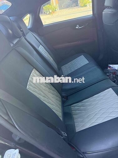 Kia Cerato 5 chỗ màu Đen