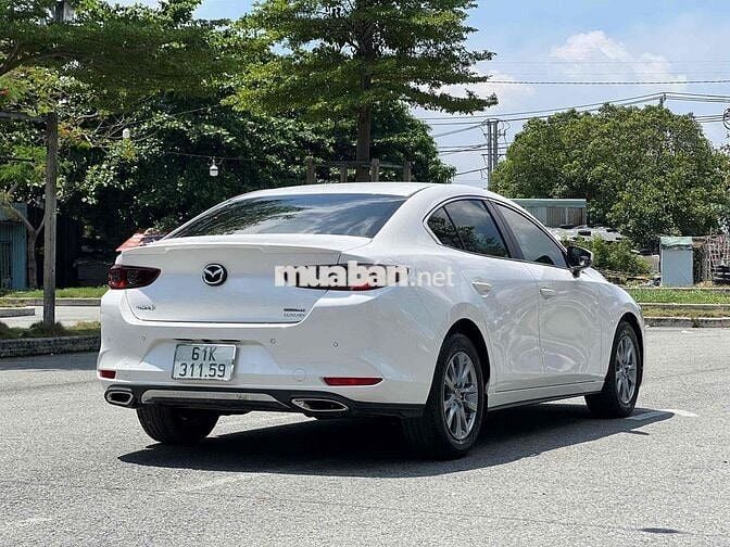 🌺🌺  Hot Mazda 3 Luxury 2023 16000 km Trắng