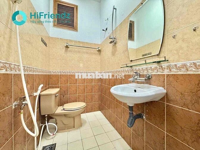 NGAY CHÂN CẦU NGUYỄN VĂN CỪ - CHỈ TÍNH ĐIỆN NƯỚC - NHẬN THÚ CƯNG