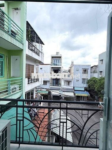 Căn hộ 7tr3 ban công tách bếp, Sân vườn, máy giặc/Sấy riêng.