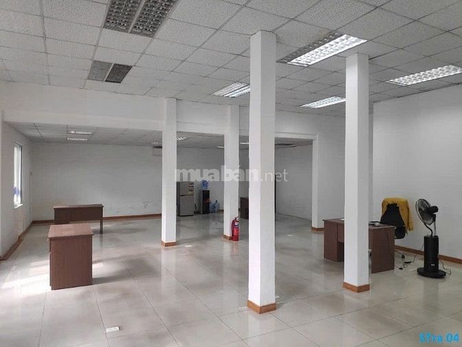 CHO THUÊ KHO Hẻm  92 PHAN HUY ÍCH, P.15, TÂN BÌNH -Diện tích: 2.500m2