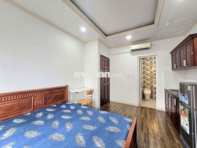 🏡 Cho Thuê Căn Hộ Full NT , Thang Máy , Ngay Đại Học UEH , Vạn Hạnh
