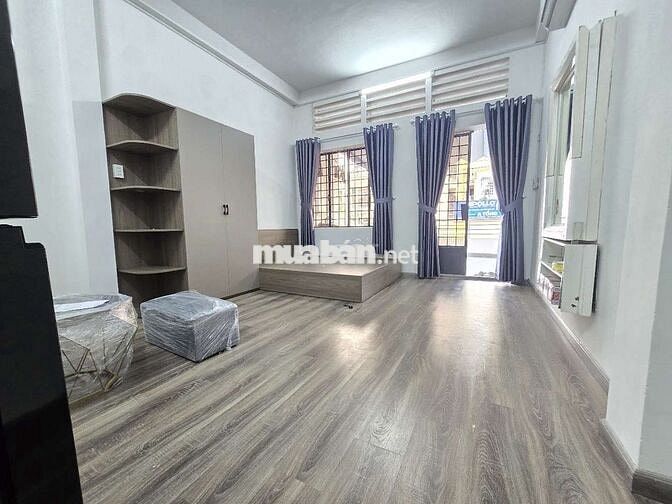 Cho thuê 2pn Lạc Long Quân, full nội thất. Giá 8tr