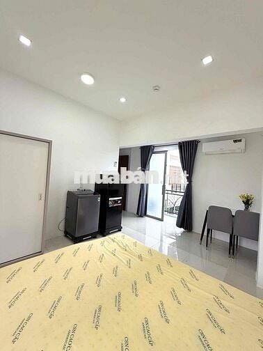 Căn hộ 7tr3 ban công tách bếp, Sân vườn, máy giặc/Sấy riêng.