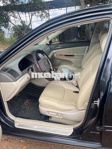 Toyota Camry Da cao cấp 5 chỗ