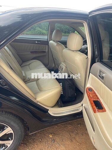 Toyota Camry Da cao cấp 5 chỗ