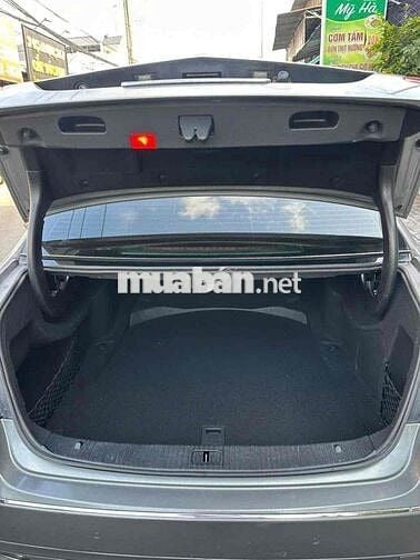 Mercedes-Benz E250 Xăng 1.8L Xám rin 100%