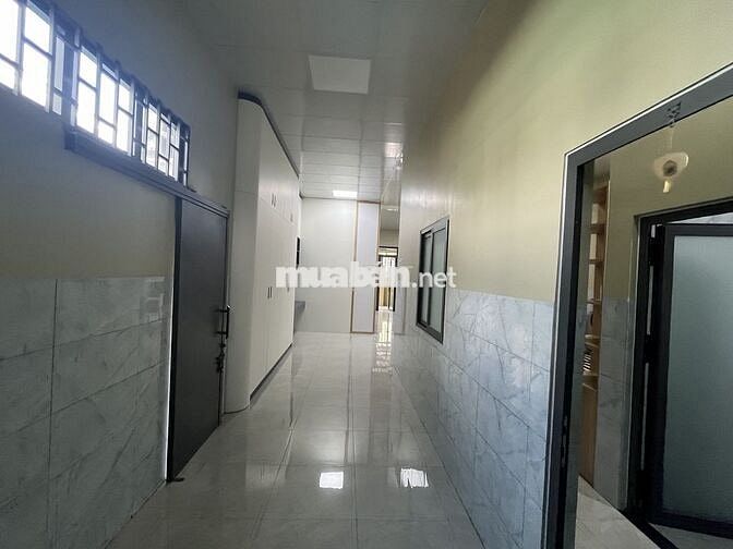 CHO THUÊ NHÀ MẶT TIỀN KINH DOANH 150M GẦN CHỢ DĨ AN NGANG 6,3M