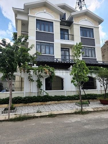 Villa Góc 2 MT đường lớn 16m - Đặng Thùy Trâm, Bình Thạnh DT 185m2