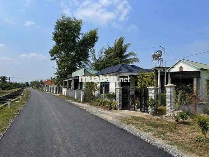 Đất củ chi thổ cư , 1tỷ450 giá đúng , 1 nền có sổ sẵn
