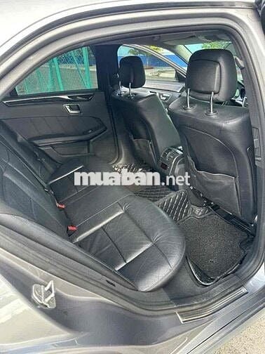 Mercedes-Benz E250 Xăng 1.8L Xám rin 100%