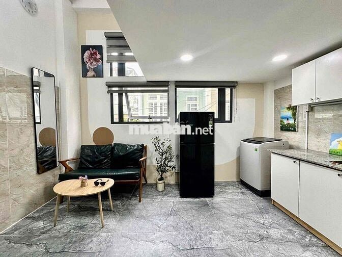 Căn Hộ Duplex Siêu thoáng mát - Rộng 35m2 - Ngay Sân Bay - CV Gia Đinh