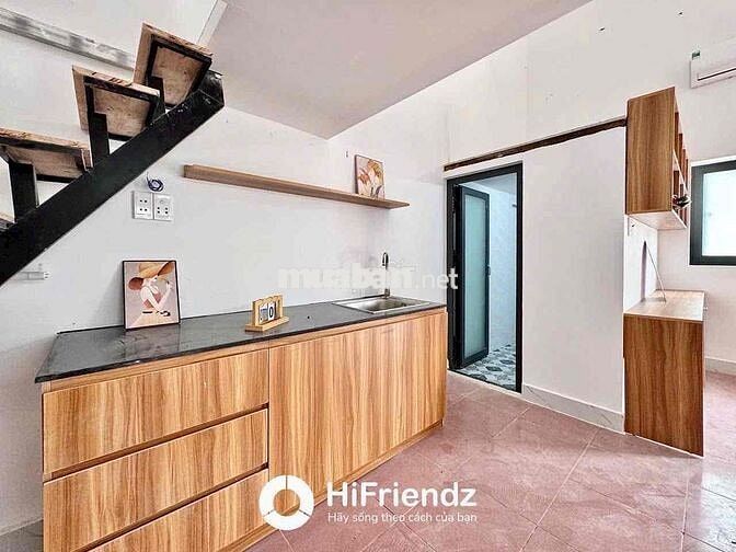 DUPLEX BAN CÔNG HẺM XE TẢI NGAY MẶT ĐƯỜNG HOÀ BÌNH RỘNG 50m2