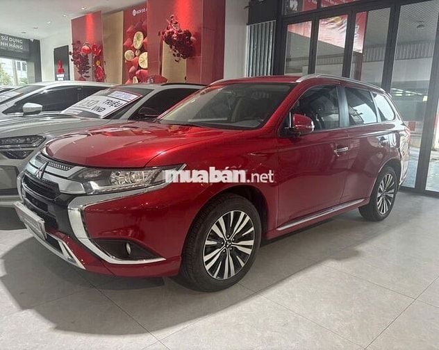 Mitsubishi Outlander CVT 2024 Đỏ 28.153 km