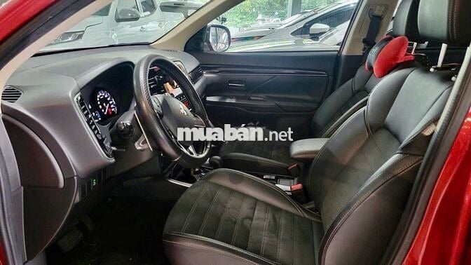 Mitsubishi Outlander CVT 2024 Đỏ 28.153 km