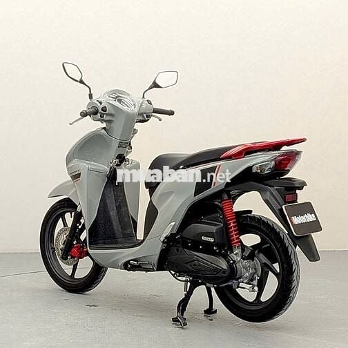 Honda Vision 2025 Xám 13800km