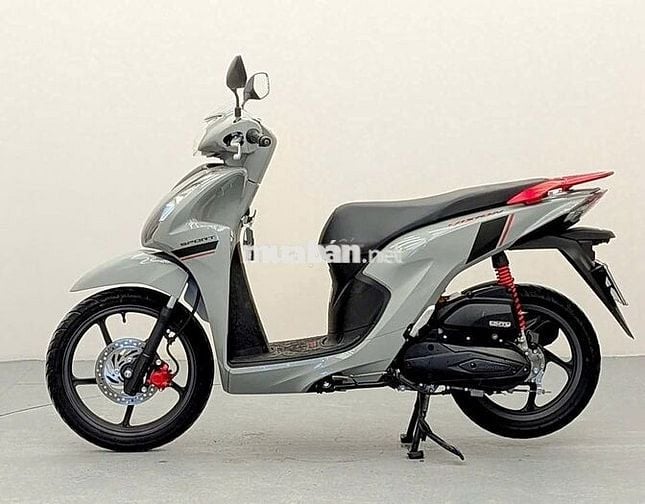 Honda Vision 2025 Xám 13800km