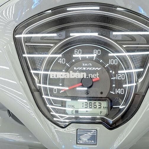 Honda Vision 2025 Xám 13800km