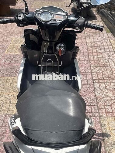Ban xe No5 Fi  Trắng ,Bstp đời 2012 xe đẹp gtdd