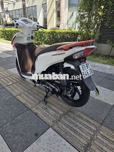 Honda Vision 2015 Trắng Khóa chia