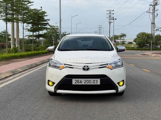 Toyota Vios E 2018 Trắng Số sàn
