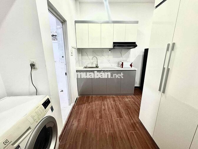 CHO THUÊ CĂN HỘ FULL NỘI THẤT MÁY GIẶT RIÊNG CÓ CỬA SỔ GIÁ RẺ QUẬN 3