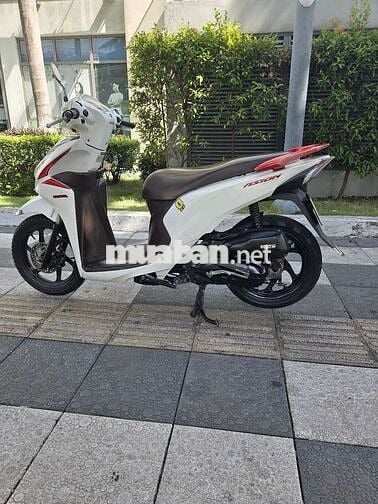 Honda Vision 2015 Trắng Khóa chia