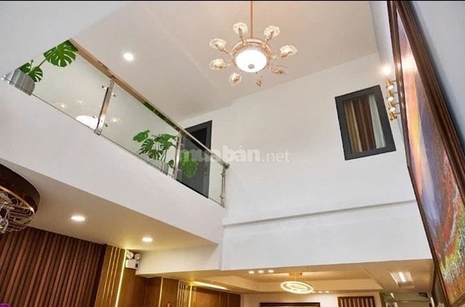 Góc 2 Mặt tiền 515-517 Nguyễn Trãi  Quận 5 8,1x19 4 tầng giảm 10 tỷ 