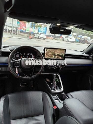 Honda HR-V RS 2023 Trắng Dưới 1 vạn km