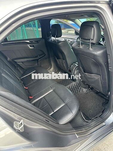 Mercedes-Benz E250 xe cực mới em cam kết rin 100%