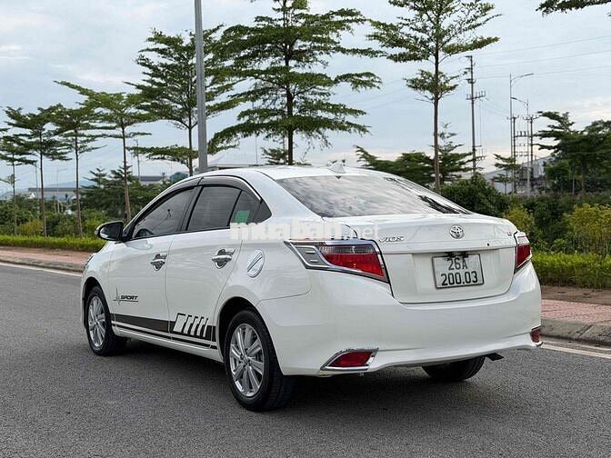 Toyota Vios E 2018 Trắng Số sàn