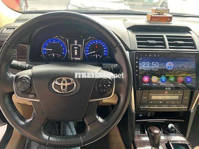Toyota Camry 2.0E 2018 Đen 72.000km chuẩn đẹp