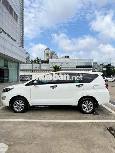 Toyota Innova 2.0G 2019 Trắng Ghế da