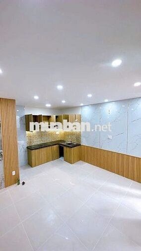NHÀ ĐẸP Q4- 2 TẦNG- 5x6m- KO QH- CHỈ 3 TỶ nhỉnh