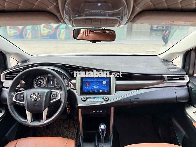 Toyota Innova 2.0G 2019 Trắng Ghế da