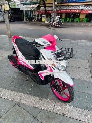 Yamaha Luvias 125cc Trắng, Hồng