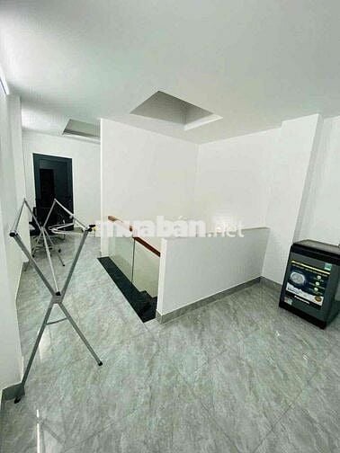 Nhà Đẹp Full Nội Thất 4,5x18m 1Lửng 2Lầu (5PN 5WC) Hẻm 6m. Lê Đình Cẩn