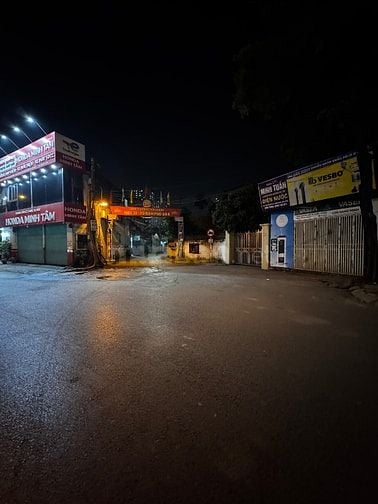 Cho thuê nhà nguyên căn 30m2x5 tầng, ngõ oto vào nhà